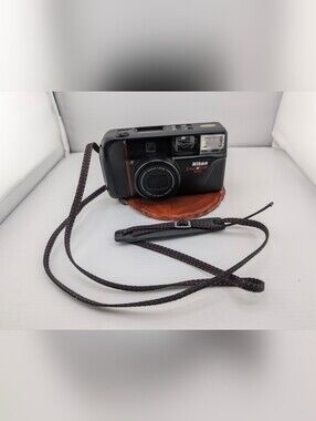 Nikon Zoom Touch 500 AF 35mm Point & Shoot Film Camera NWOT - Tested & Working